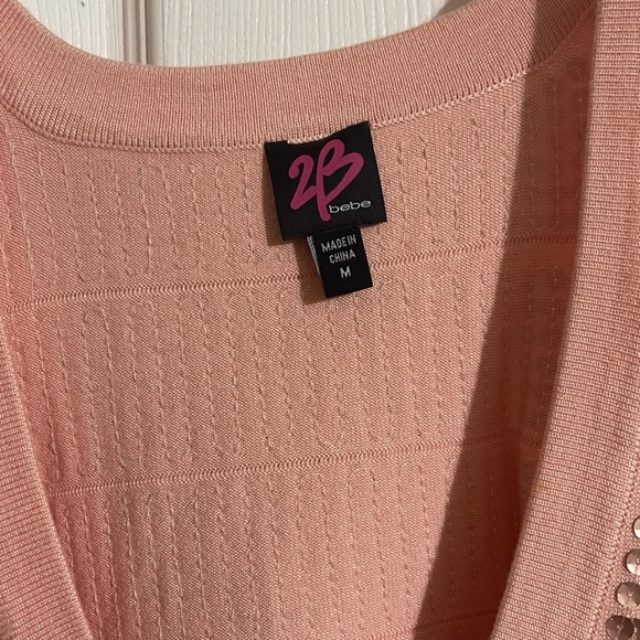 Sequin Embellished Pink dress with back out design - Picture 4 of 4